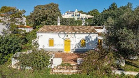 Villa to be renovated à vendre à Loulé (São Clemente)