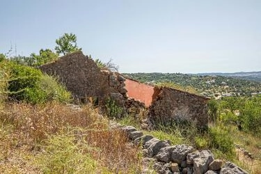 Ruin à venda em Loulé (São Sebastião)