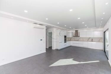 Semi-detached com 2 quartos à venda em São Brás de Alportel