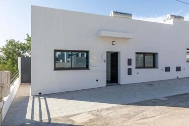 Semi-detached com 2 quartos à venda em São Brás de Alportel