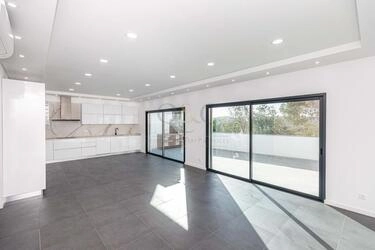 Semi-detached com 2 quartos à venda em São Brás de Alportel