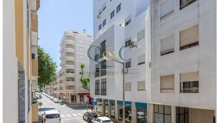 3 Bedroom Apartment For Sale in Loulé (São Clemente)