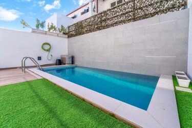 3 Bedroom Semi-detached For Sale in Santa Luzia