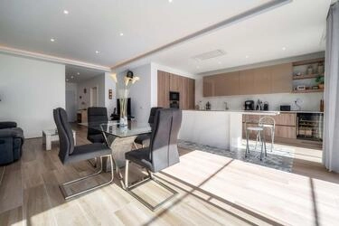 3 Bedroom Semi-detached For Sale in Santa Luzia