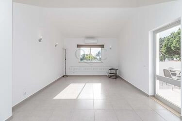 Apartment avec 3 chambres à vendre à Almancil