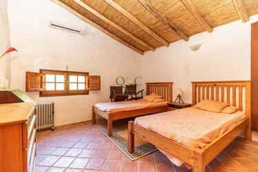 5 Bedroom Farmhouse For Sale in São Brás de Alportel