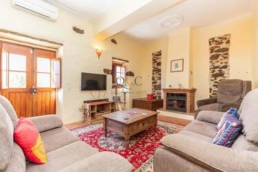 5 Bedroom Farmhouse For Sale in São Brás de Alportel