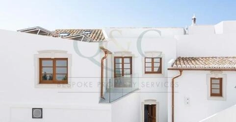 Building com 7 quartos à venda em Boliqueime