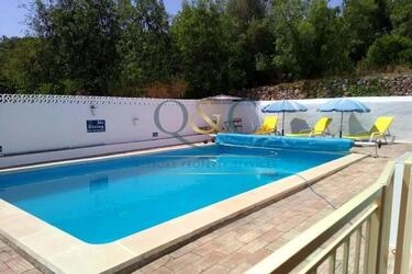 2 Bedroom Villa For Sale in Querença