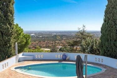 Villa avec 2 chambres à vendre à Santa Bárbara de Nexe