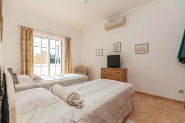 Villa avec 3 chambres à vendre à Santa Bárbara de Nexe
