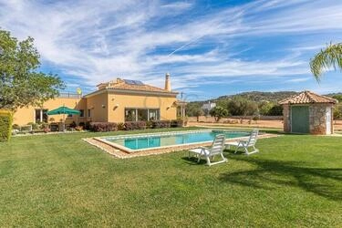 Villa avec 3 chambres à vendre à Santa Bárbara de Nexe