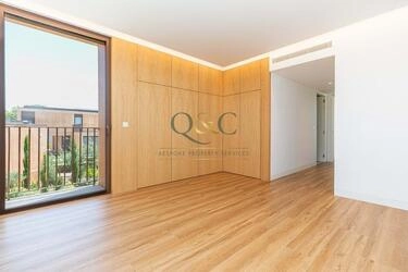 Villa com 3 quartos à venda em Quarteira