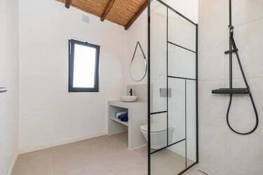 Villa com 3 quartos à venda em Santa Bárbara de Nexe