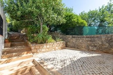 Villa com 3 quartos à venda em Santa Bárbara de Nexe