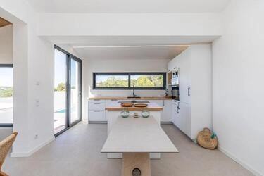 Villa com 3 quartos à venda em Santa Bárbara de Nexe