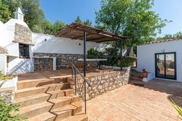 Villa com 3 quartos à venda em Santa Bárbara de Nexe