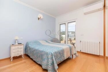 Villa com 3 quartos à venda em Santa Bárbara de Nexe