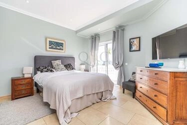 Villa com 3 quartos à venda em Santa Bárbara de Nexe