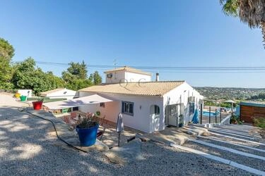 Villa com 3 quartos à venda em São Brás de Alportel
