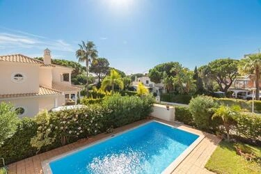 Villa com 3 quartos à venda em Almancil