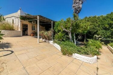 Villa com 3 quartos à venda em Santa Bárbara de Nexe