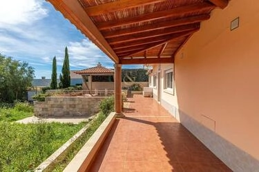 Villa com 3 quartos à venda em Santa Bárbara de Nexe
