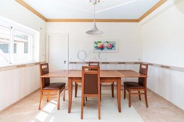 Villa com 3 quartos à venda em Santa Bárbara de Nexe