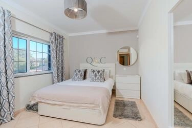 4 Bedroom Villa For Sale in Loulé (São Clemente)