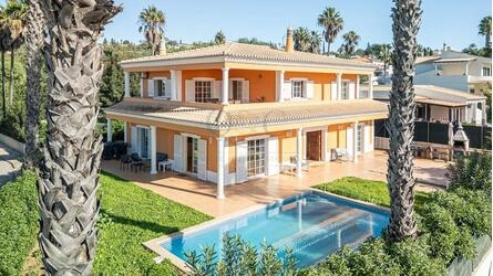 Villa avec 4 chambres à vendre à Almancil