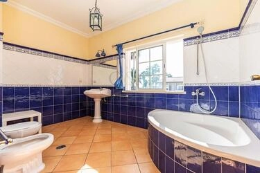 Villa avec 4 chambres à vendre à Almancil
