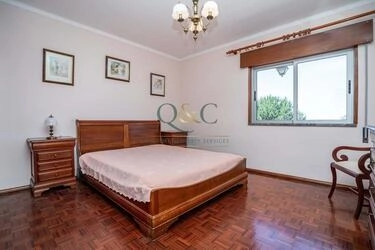 Villa avec 4 chambres à vendre à Estoi