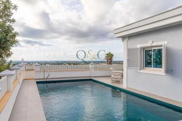 Villa avec 4 chambres à vendre à Loulé (São Sebastião)