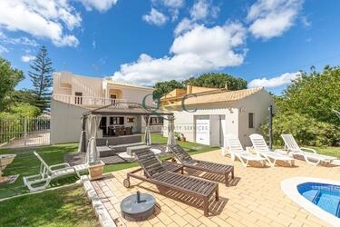 Villa avec 4 chambres à vendre à Quarteira