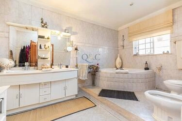 Villa avec 4 chambres à vendre à Santa Bárbara de Nexe
