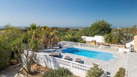 Villa avec 4 chambres à vendre à Santa Bárbara de Nexe
