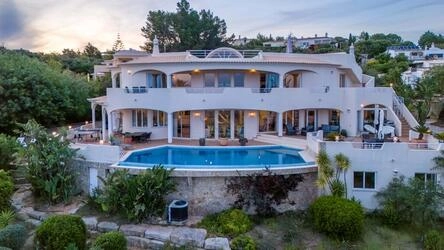 Villa avec 4 chambres à vendre à Santa Bárbara de Nexe