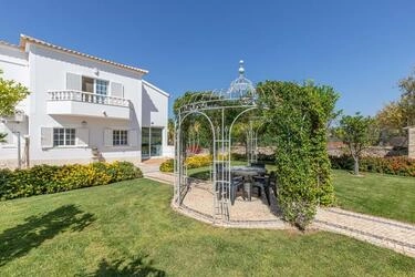 Villa avec 4 chambres à vendre à Boliqueime