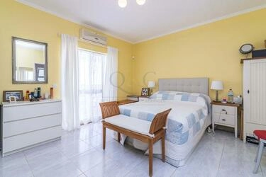 Villa avec 4 chambres à vendre à Santa Bárbara de Nexe
