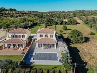 Villa com 4 quartos à venda em Loulé (São Clemente)