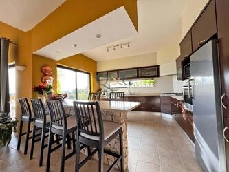 Villa com 4 quartos à venda em São Brás de Alportel