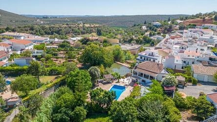 Villa com 4 quartos à venda em Alte