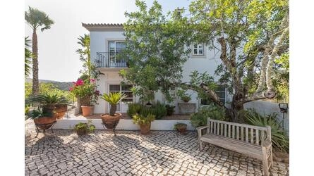 5 Bedroom Villa For Sale in Querença