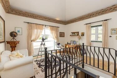 5 Bedroom Villa For Sale in Querença