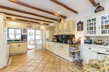5 Bedroom Villa For Sale in Querença