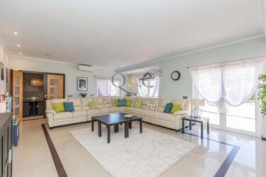 Villa avec 5 chambres à vendre à Quarteira
