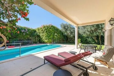 Villa avec 5 chambres à vendre à Santa Bárbara de Nexe