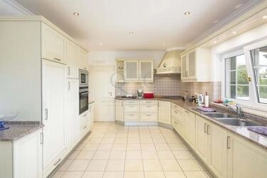 Villa avec 5 chambres à vendre à Santa Bárbara de Nexe