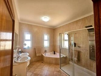 Villa com 5 quartos à venda em Almancil