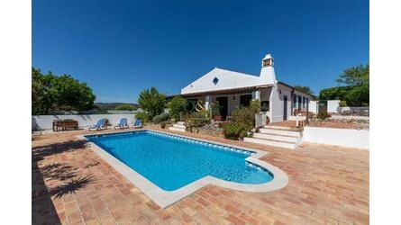 4 Bedroom Villa For Sale in São Brás de Alportel